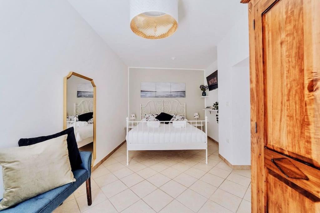 Torre Dalu' - A Due Passi Dalla Spiaggia Di Porta Vecchia, Con Terrazzo Privato E Netflix 모노폴리 외부 사진